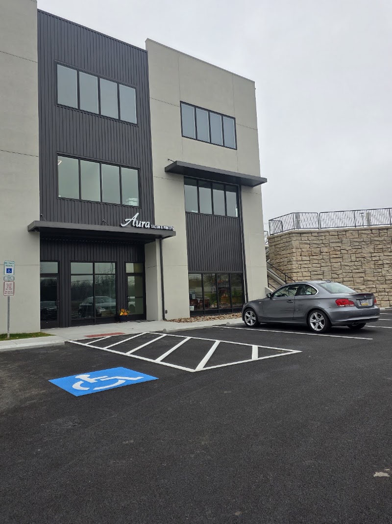 Aura Salon & Mini Spa