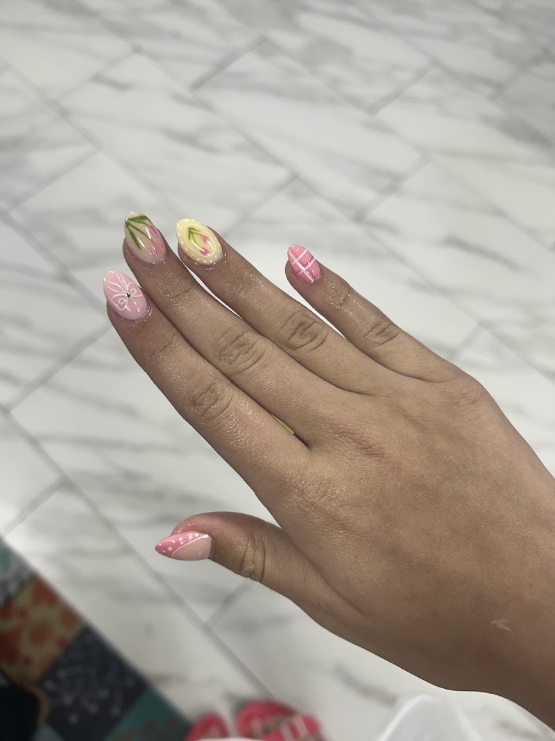 Allure Nails