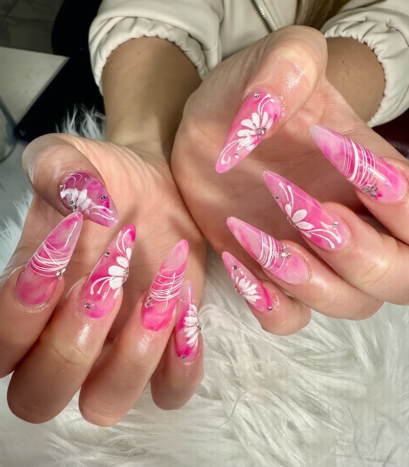 Soleil Nails