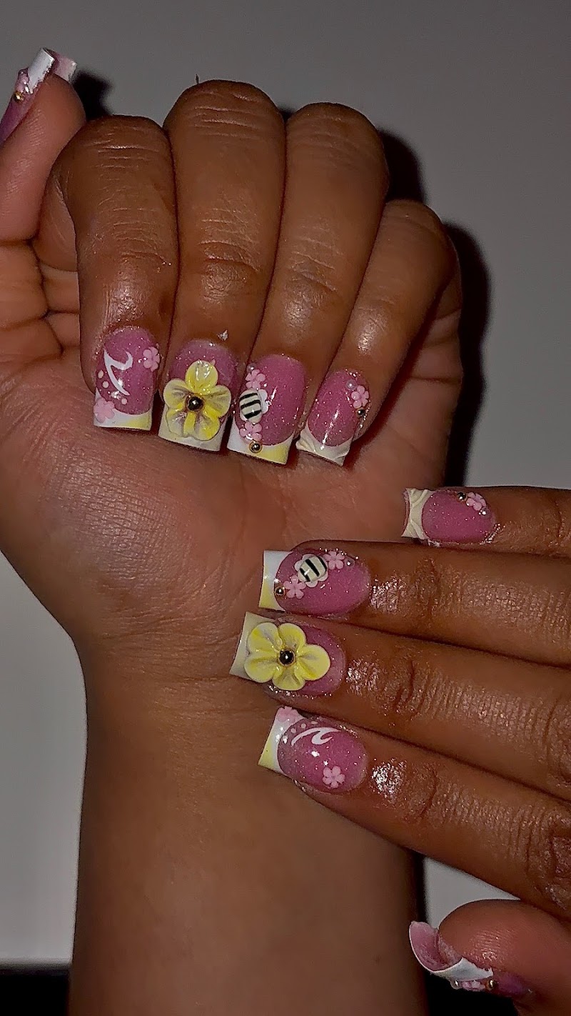 Posh Nail bar & beauty lounge