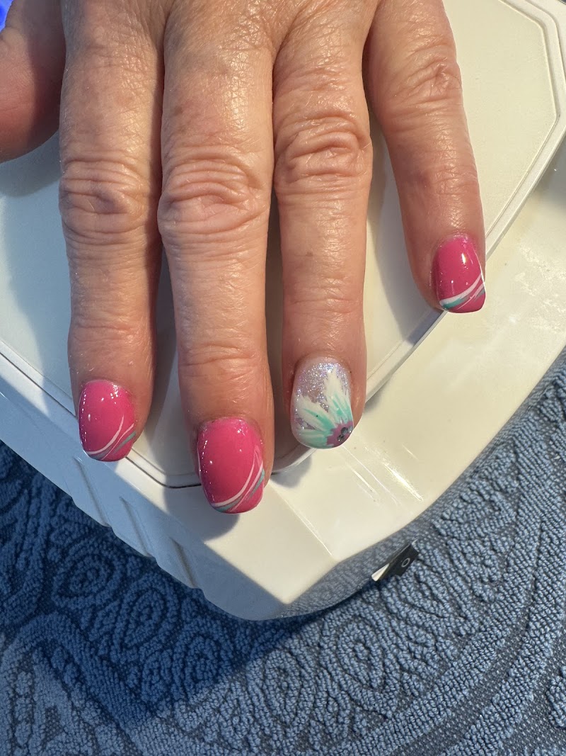 MK Hair & Nails