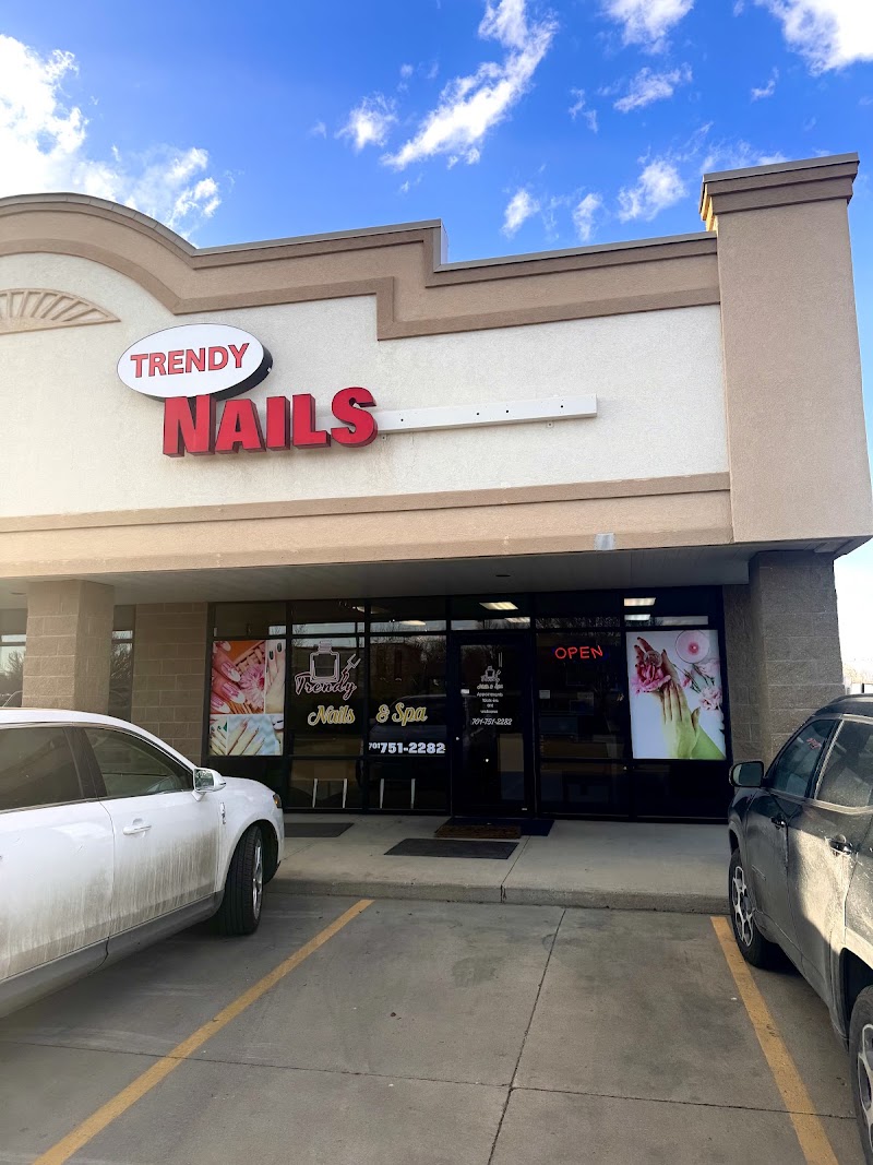 Trendy nails