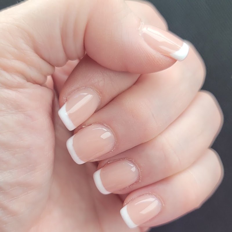 Cali Nails