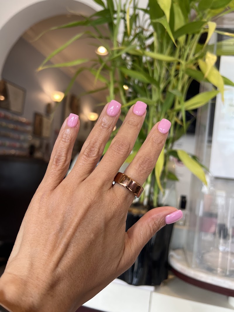 DX Organic Nails & Barber Shop