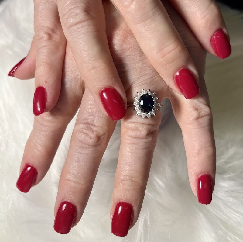 Side Street Nail Salon