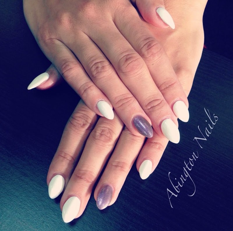 Abington Nails