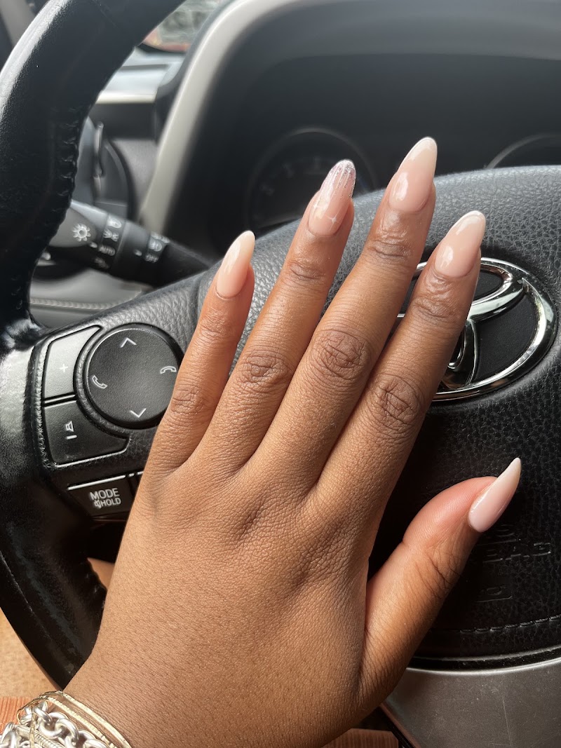 Nail Studio Plus
