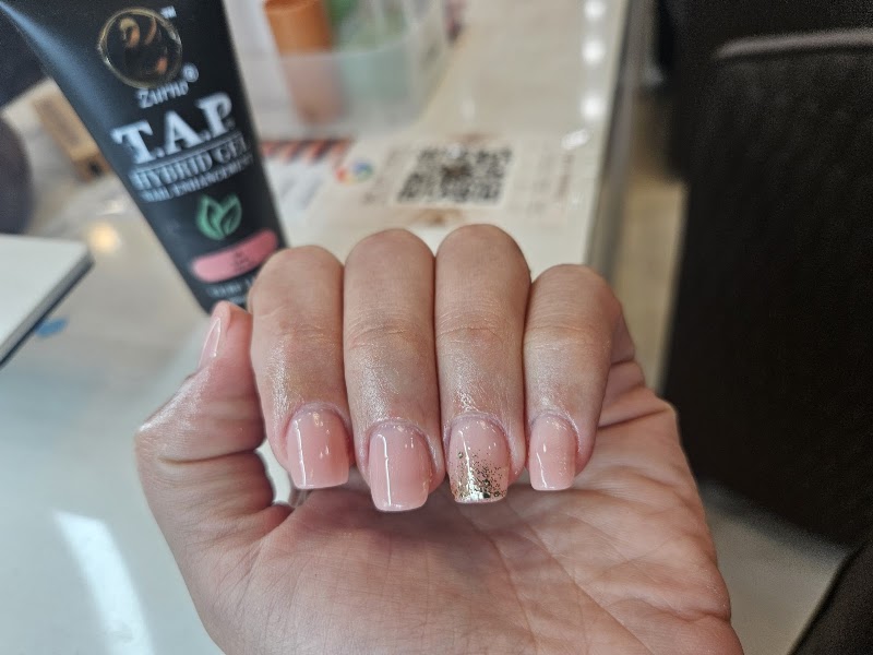 La Belle Nail Spa and Lashes