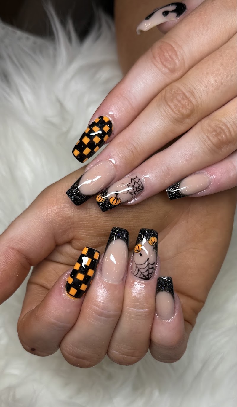 A&M Clearwater Nails & Lashes