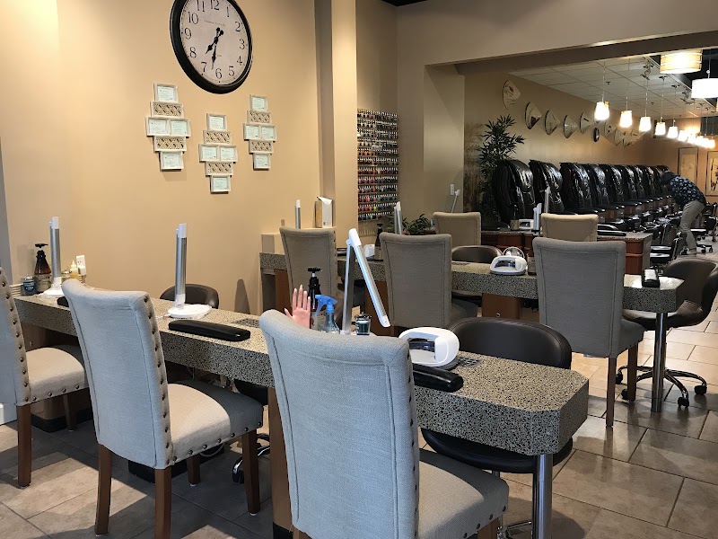 Le's Sanctuary Nail Spa