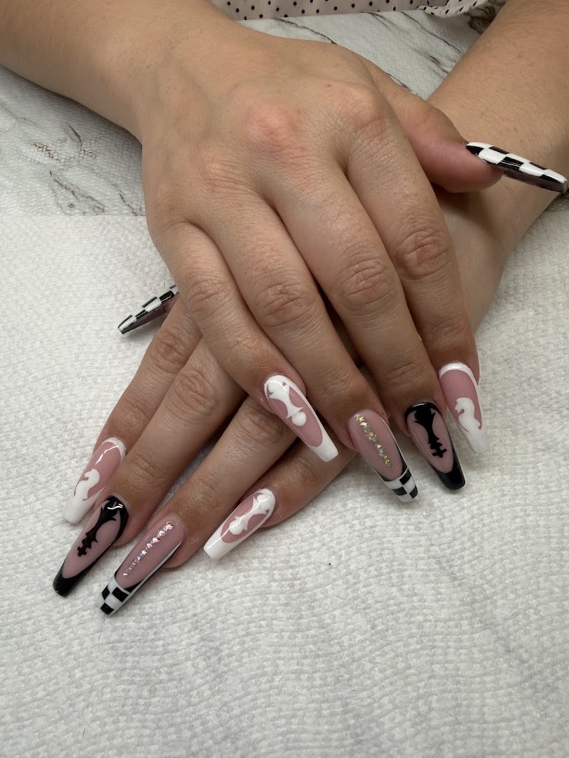 VANITY salon & spa