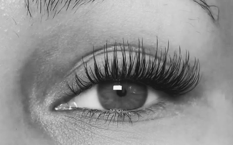 LUXX Lash & Nail Loft