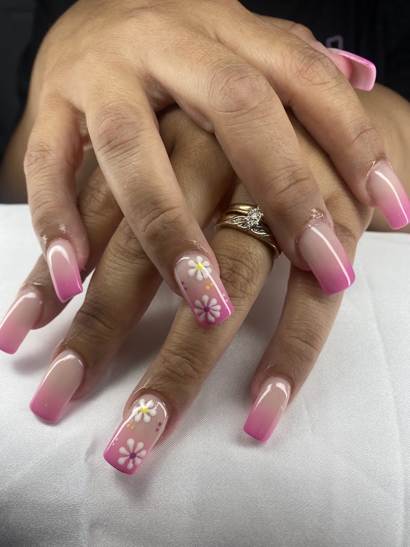Nails by Bella