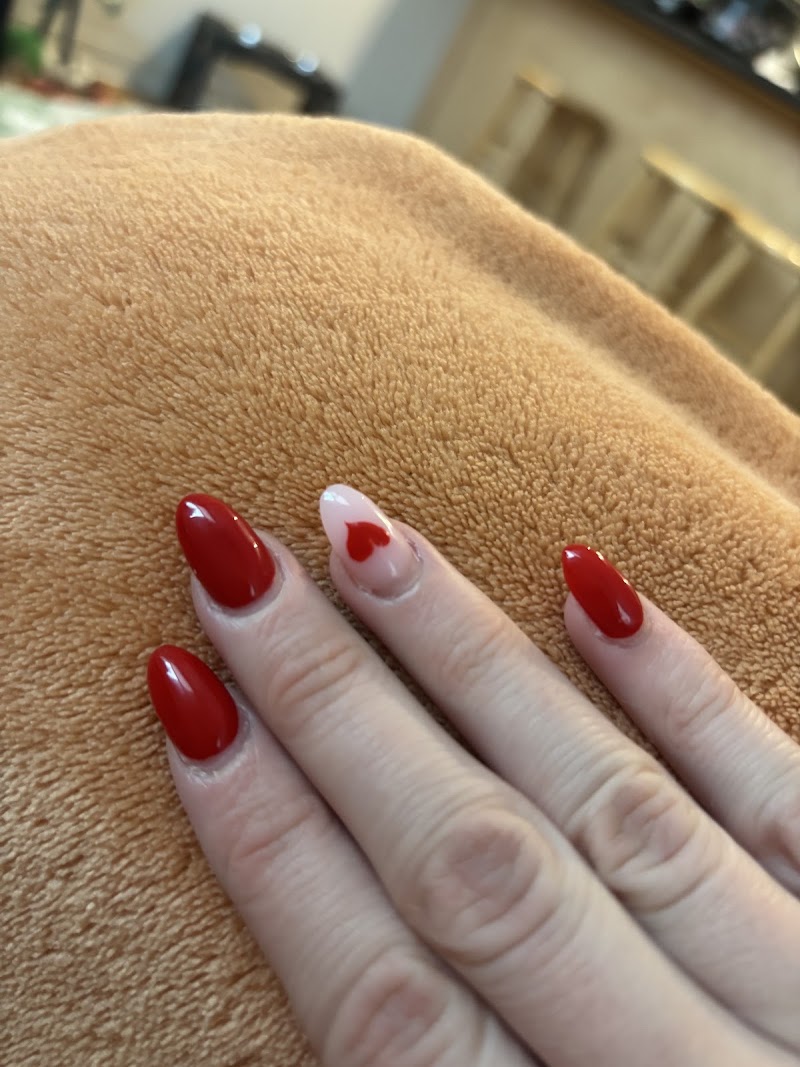 Champlain Nails