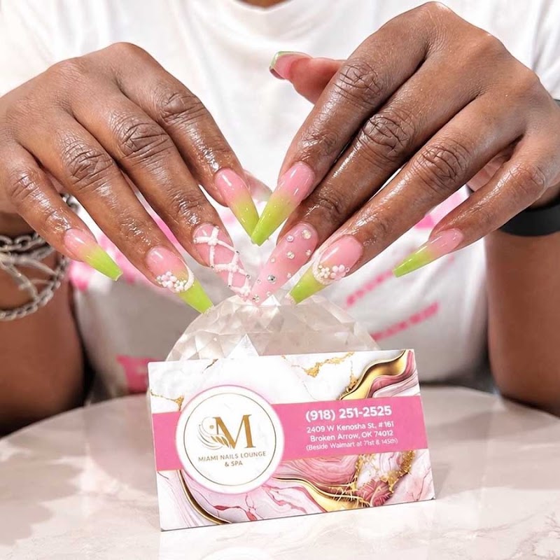 Miami Nails