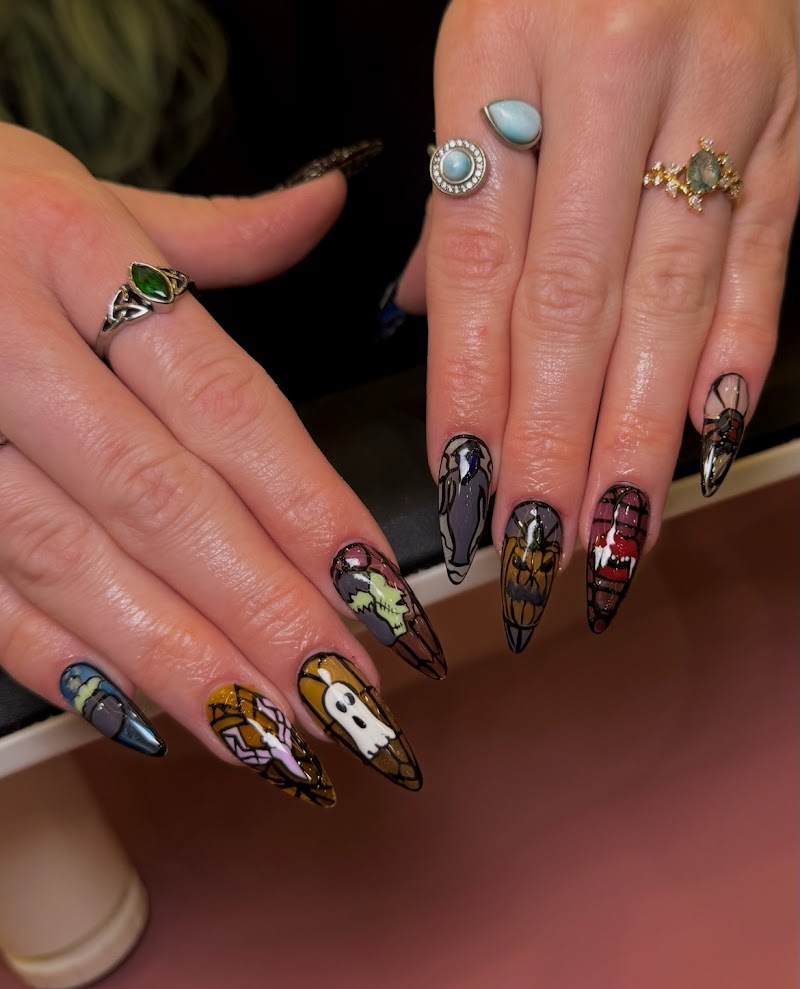 District Nail Club | Italian Village Columbus