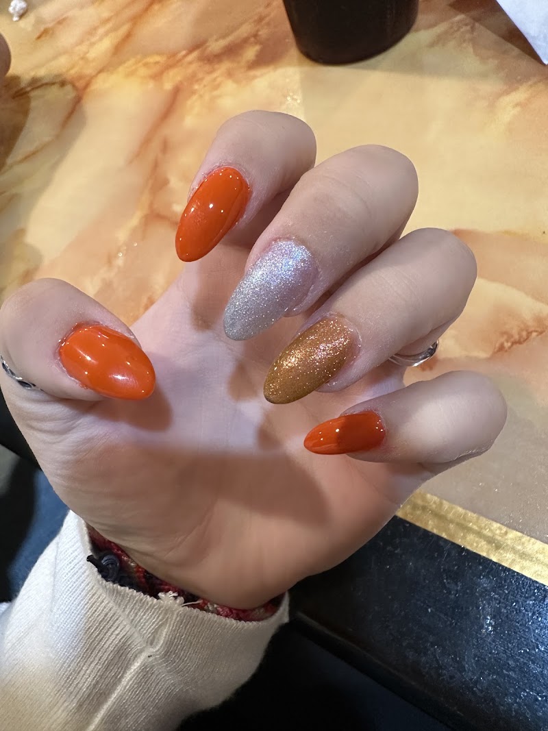 Crystal Nails Inc