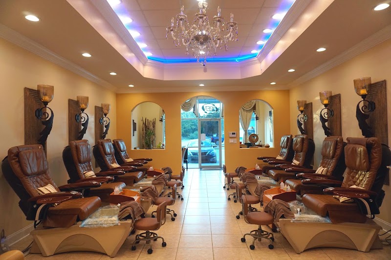 LV Nails Spa