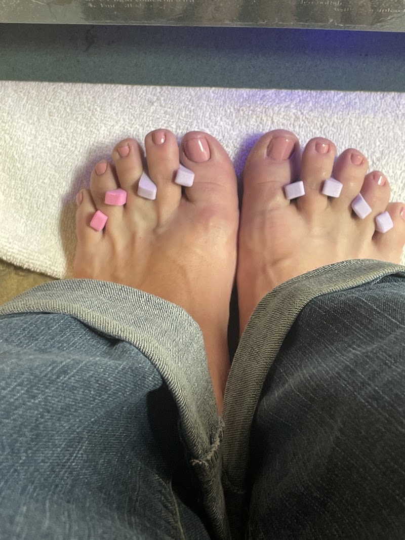Perfect 10 Nails
